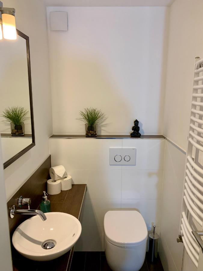 Ferienwohnung Janus Altstadt-Hameln Haus 2 Inklusive Parkplatz - Mit Und Ohne Terrasse Oder Loggia Hamelin Exterior foto